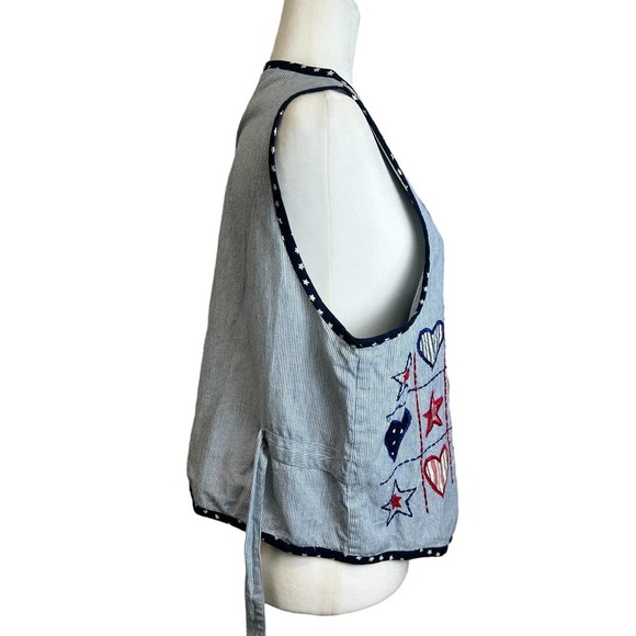 Casey & Max Vest Women’s sz. Large Patriotic Stars Red Blue White Stripes - Picture 3 of 7